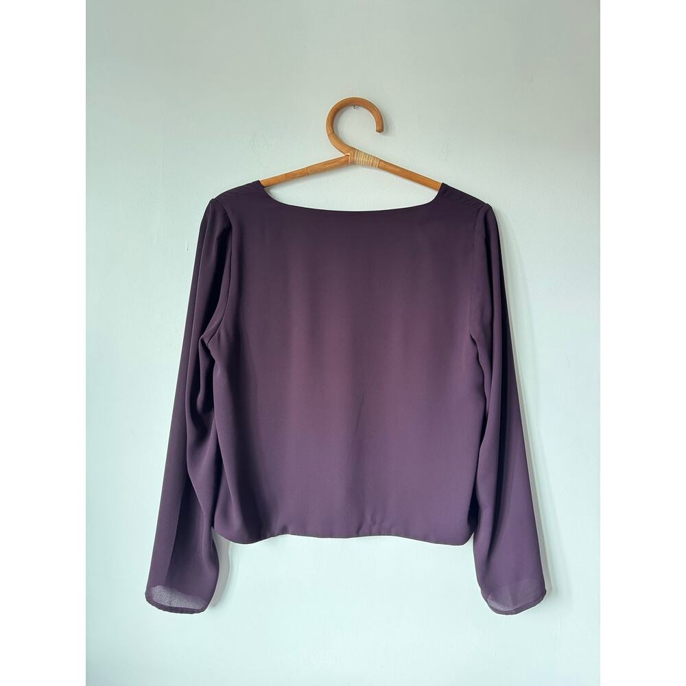 BABATON Aritzia Murphy V-Neck Long Sleeve Crop Blouse in Noble Burgundy M $80 - Picture 4 of 10